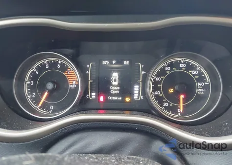 2017 Jeep Cherokee Latitude 4X4 z USA, uszkodzony, nr VIN 1C4PJMCS8HW579733